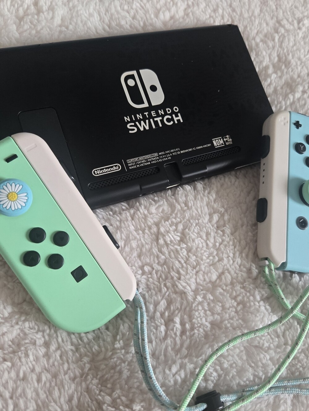 Limited Edition Animal Vrossing Nintendo Switch